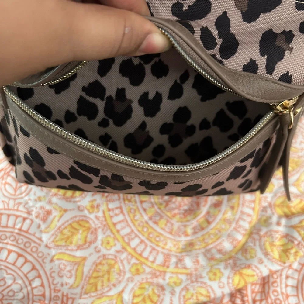 It’s Ritzy Mini Leopard Bag Pack - Picture 9 of 12